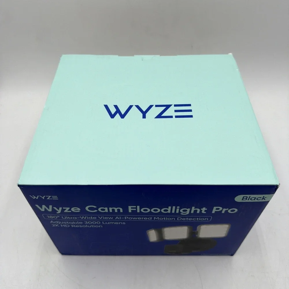 Wyze Cam Floodlight Pro BLACK 3000 Lumen LEDs 180° Wide View 2K HD Outdoor Wired